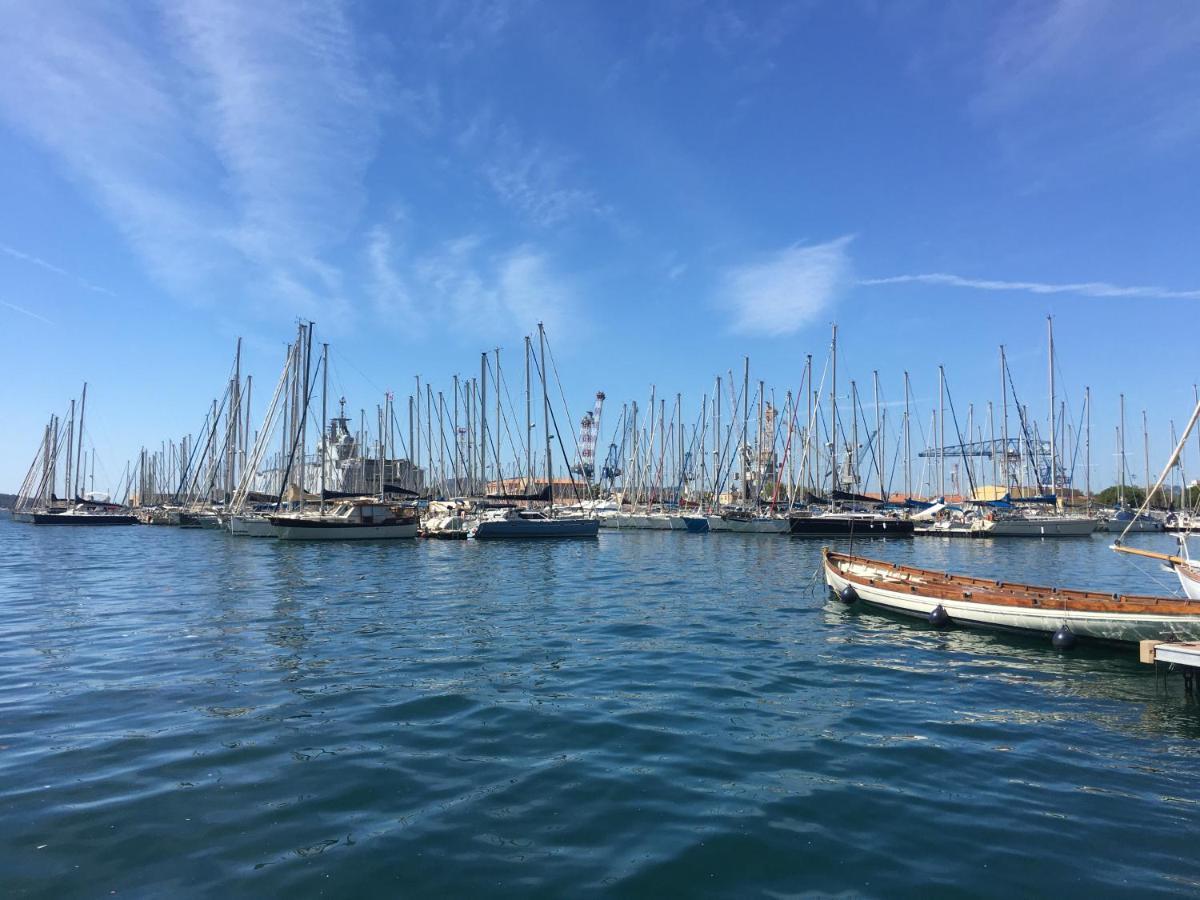 La Provence Authentique A 30 Minutes Des Plages Apartment Collobrieres Bagian luar foto