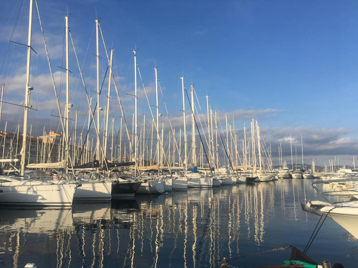 La Provence Authentique A 30 Minutes Des Plages Apartment Collobrieres Bagian luar foto